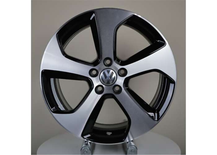 FELGA VW GOLF GTI BK 692 17X7.5 5X112  ET 42 57.1 BM.F
